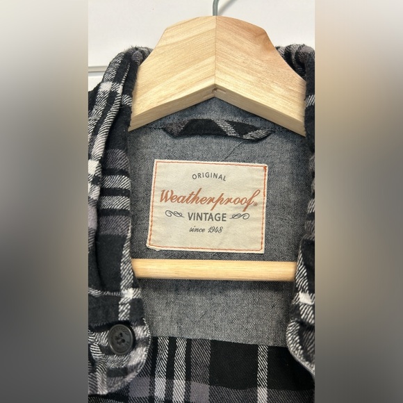 Flannel Button Up - Picture 3 of 4